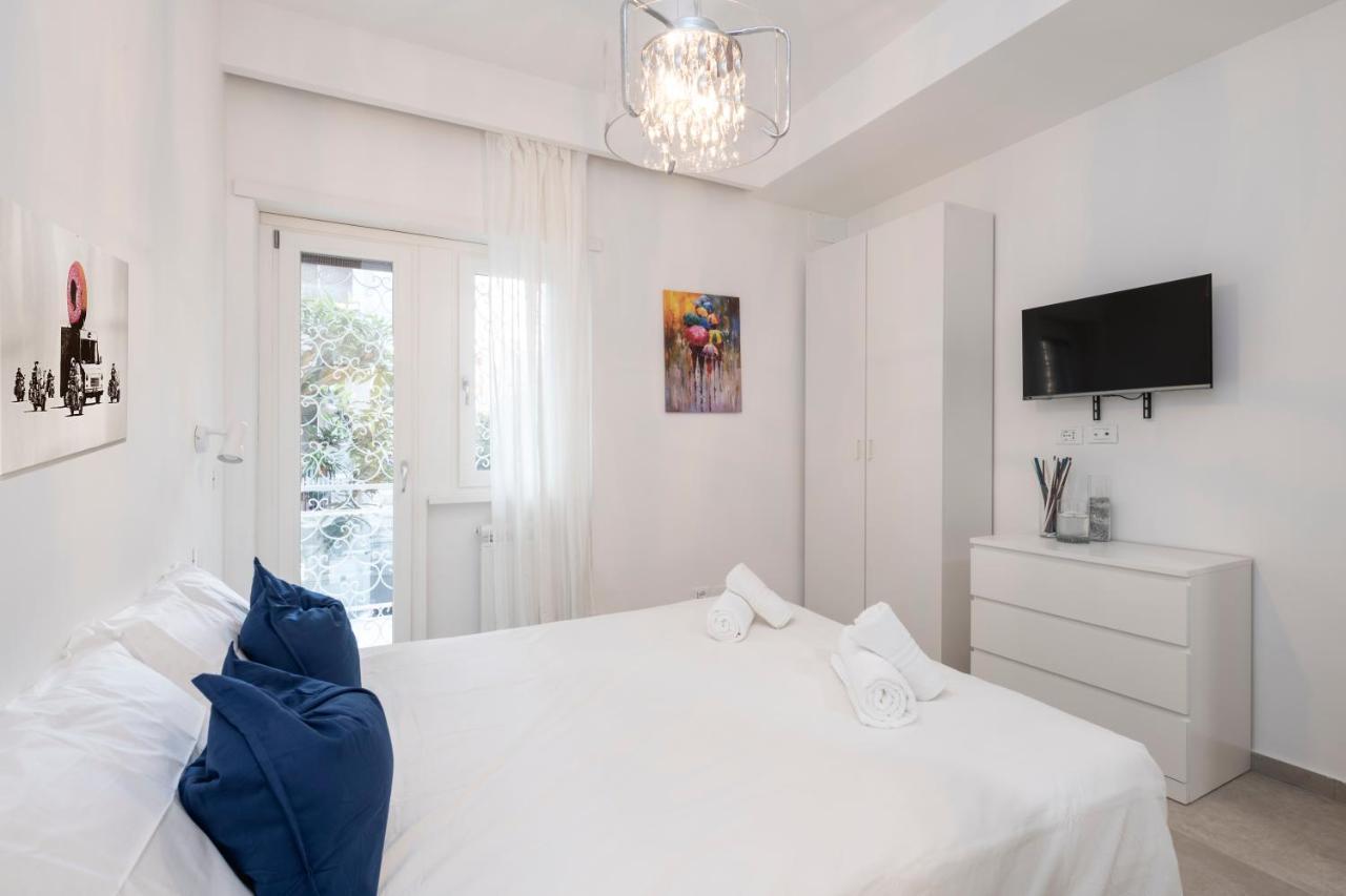 Easystayrome 10 Pax 3 Baths 1 Min From Metro Exterior photo